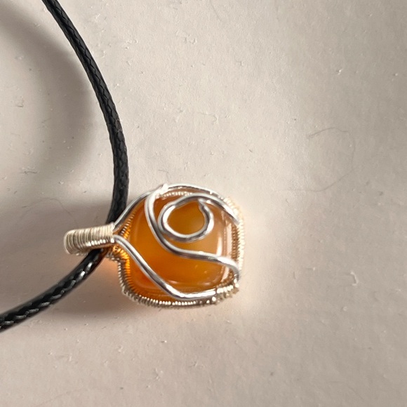 necklace - Picture 5 of 5